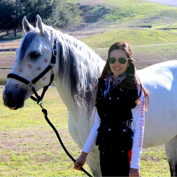 Meet your Posher, Haisley - Picture 1 of 1